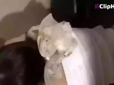 Chơi vội em sugar baby trong nhà vệ sinh công cộng